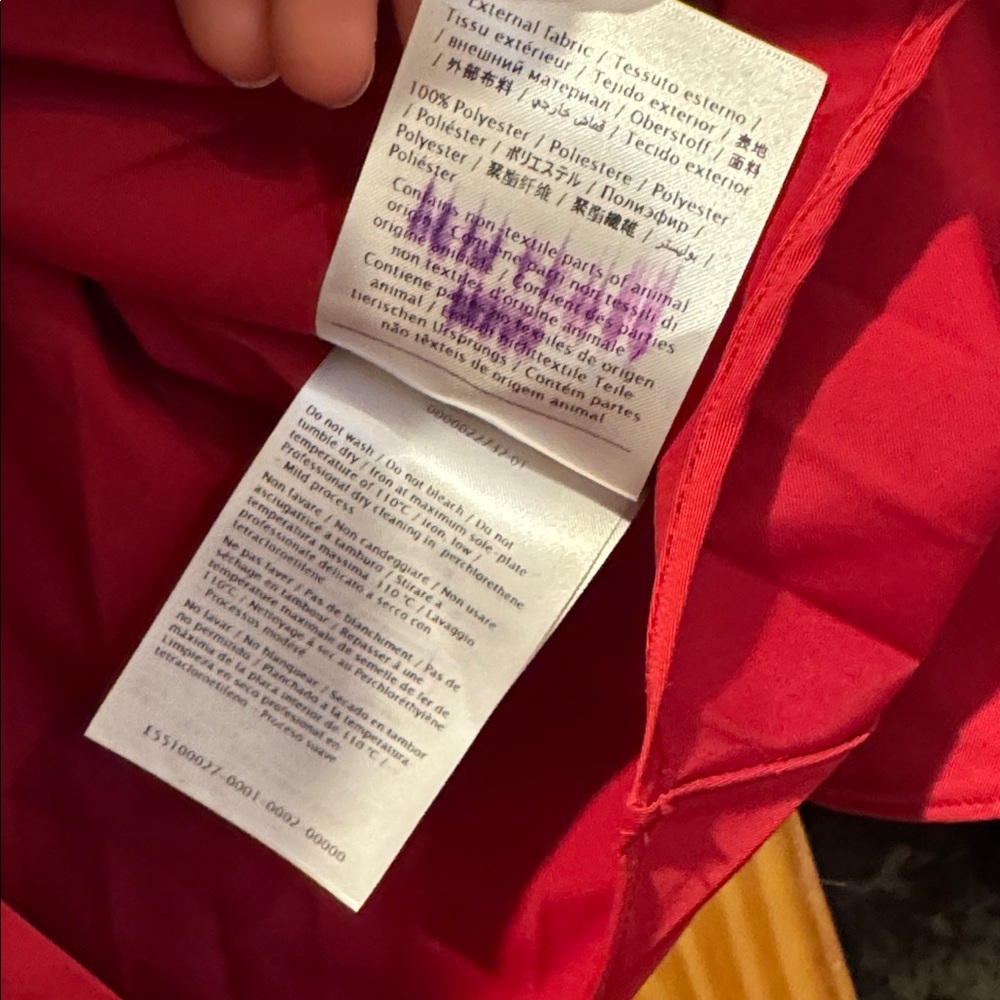Valentino Spa Pleated Red Dress Shirt IT 39 - Picture 5 of 6